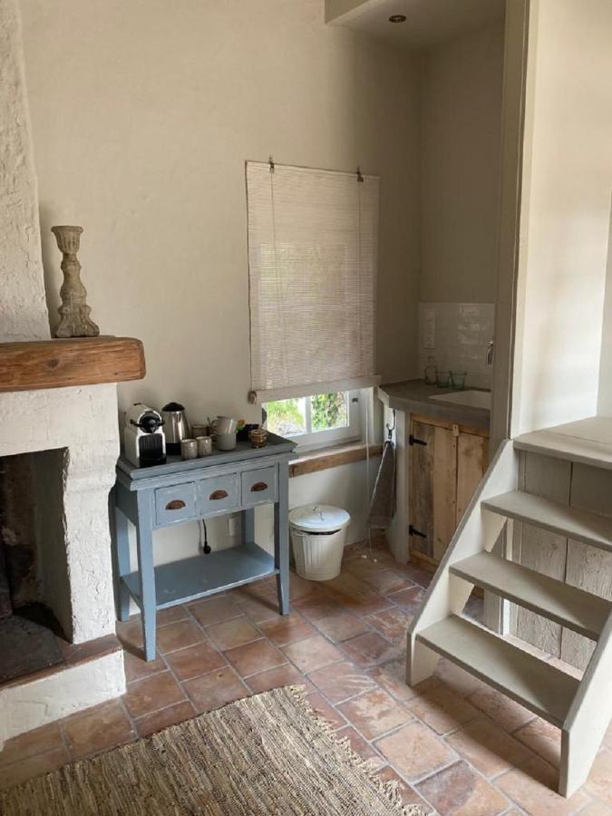 Domaine Le Petit Hameau Aparthotel Cotignac Bagian luar foto