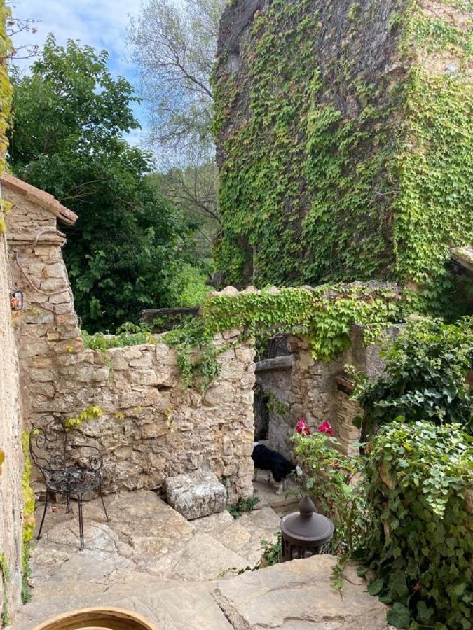 Domaine Le Petit Hameau Aparthotel Cotignac Bagian luar foto