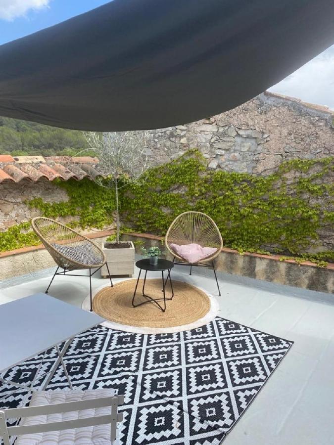 Domaine Le Petit Hameau Aparthotel Cotignac Bagian luar foto